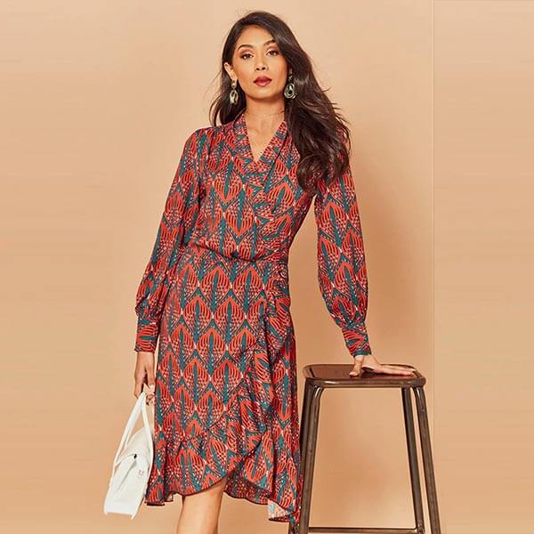 robe avec épaulette