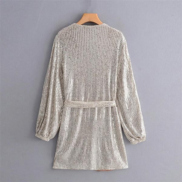 robe cache coeur à sequin