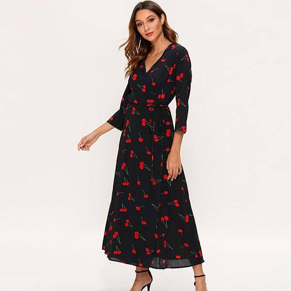 robe cache coeur cerise