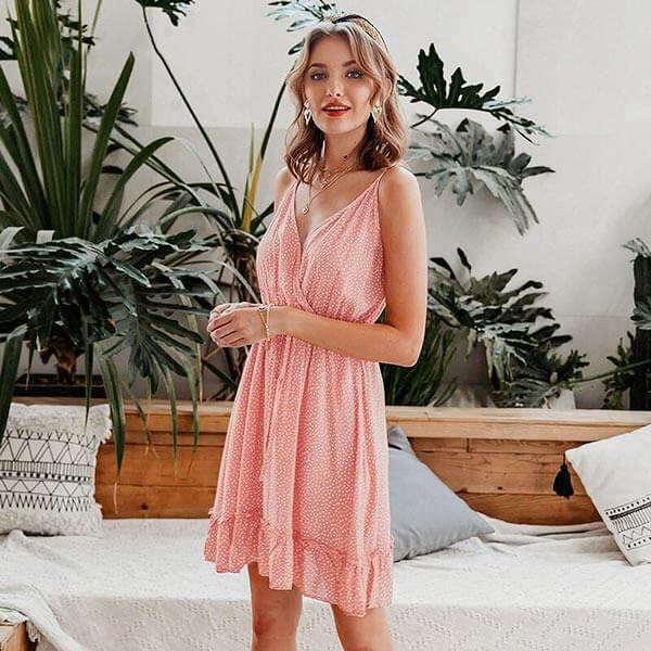 robe cache coeur rose
