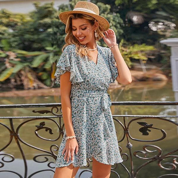 robe courte portefeuille floral