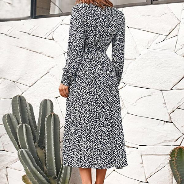 robe mi-longue fendue devant