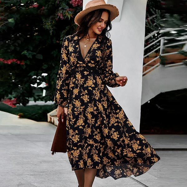 robe noire fleurs jaunes