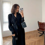 robe velours noir manches longues